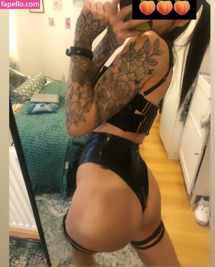 Lois Pacitto Onlyfans Photo Gallery 