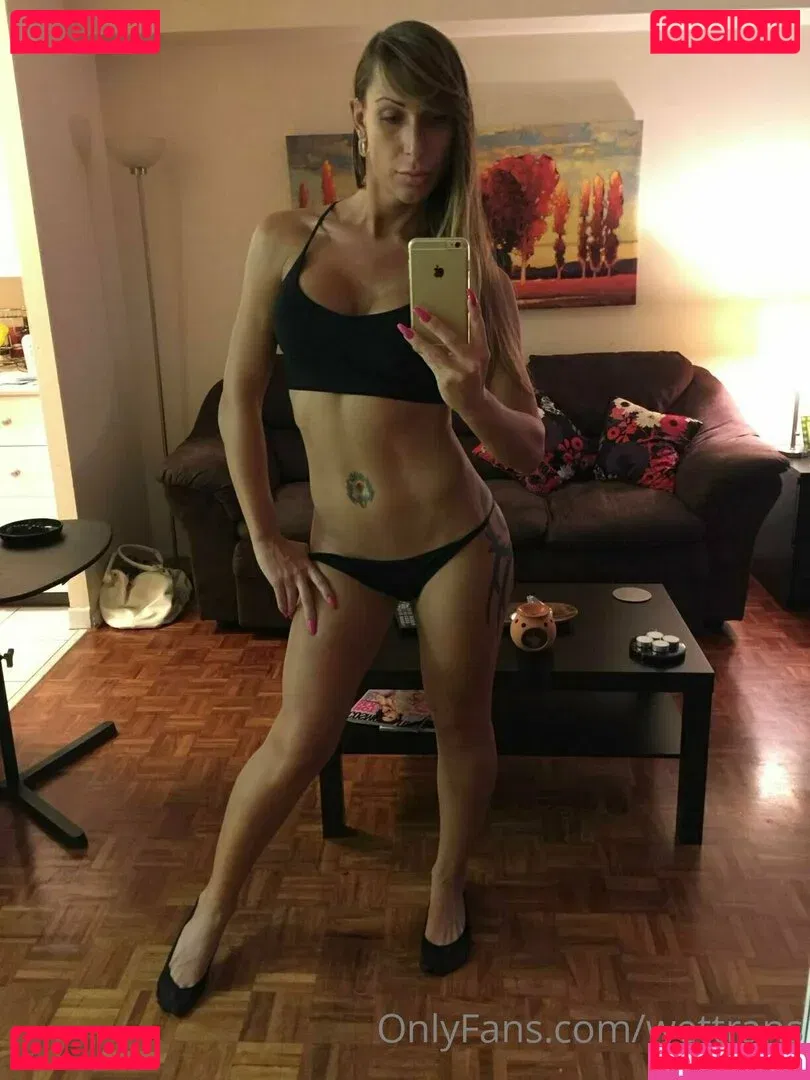 wettrans Onlyfans Photo Gallery 