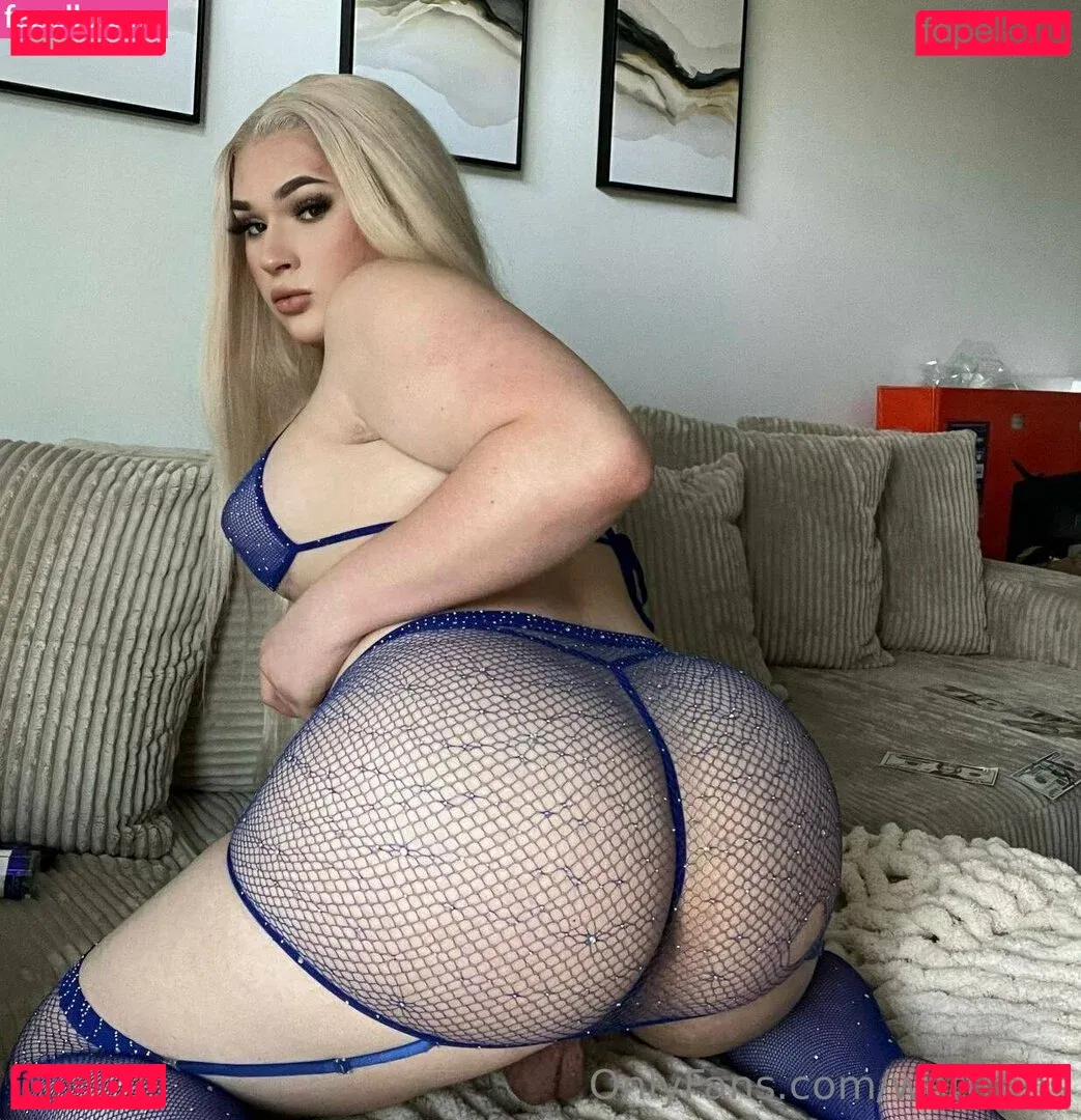 wettrans Onlyfans Photo Gallery 