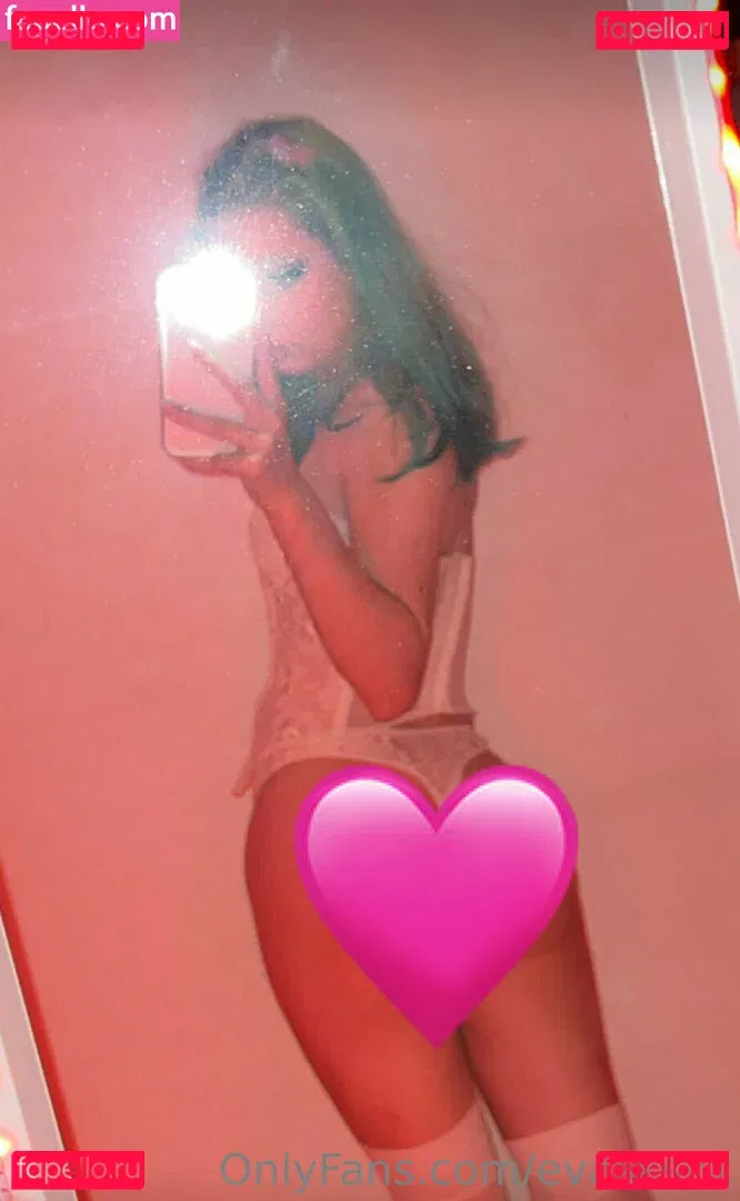 evka_blin Onlyfans Photo Gallery 