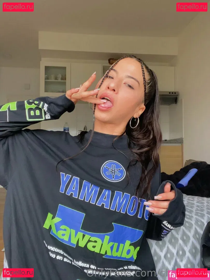 ch44inalu Onlyfans Photo Gallery 