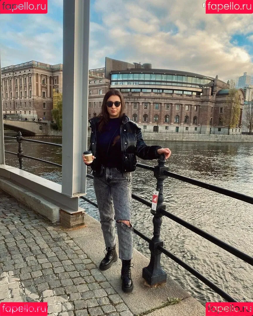 Giulia Daqna Onlyfans Photo Gallery 