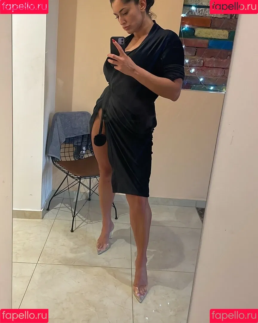 Giulia Daqna Onlyfans Photo Gallery 