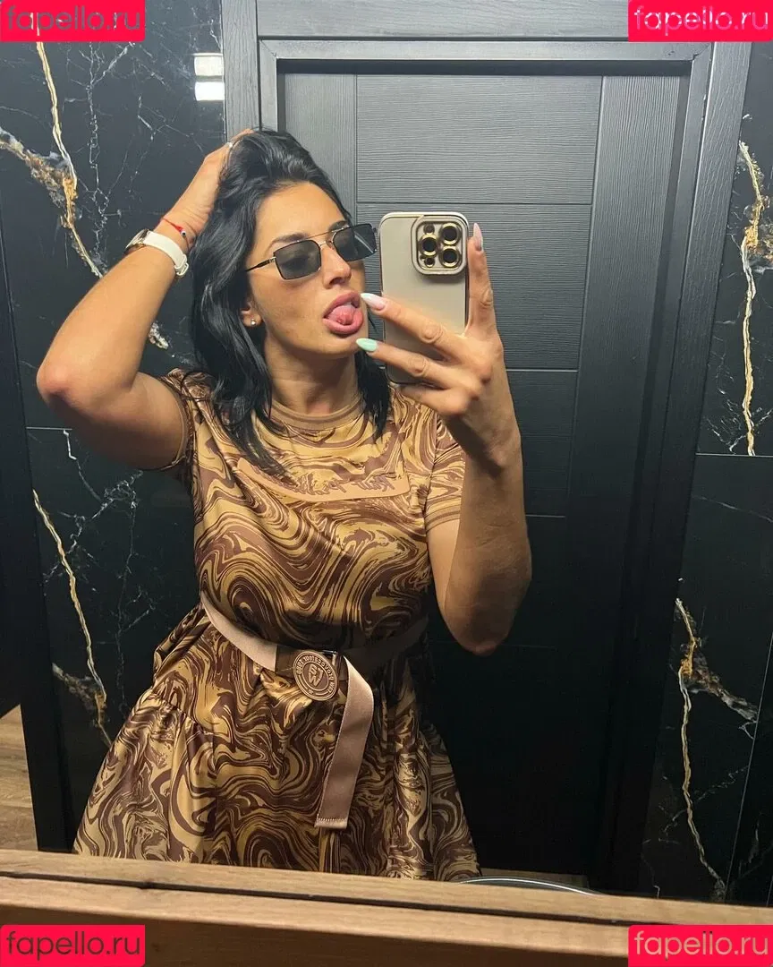 Giulia Daqna Onlyfans Photo Gallery 