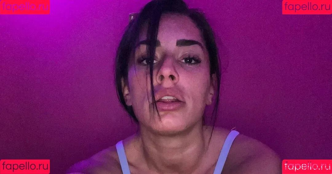 Giulia Daqna Onlyfans Photo Gallery 