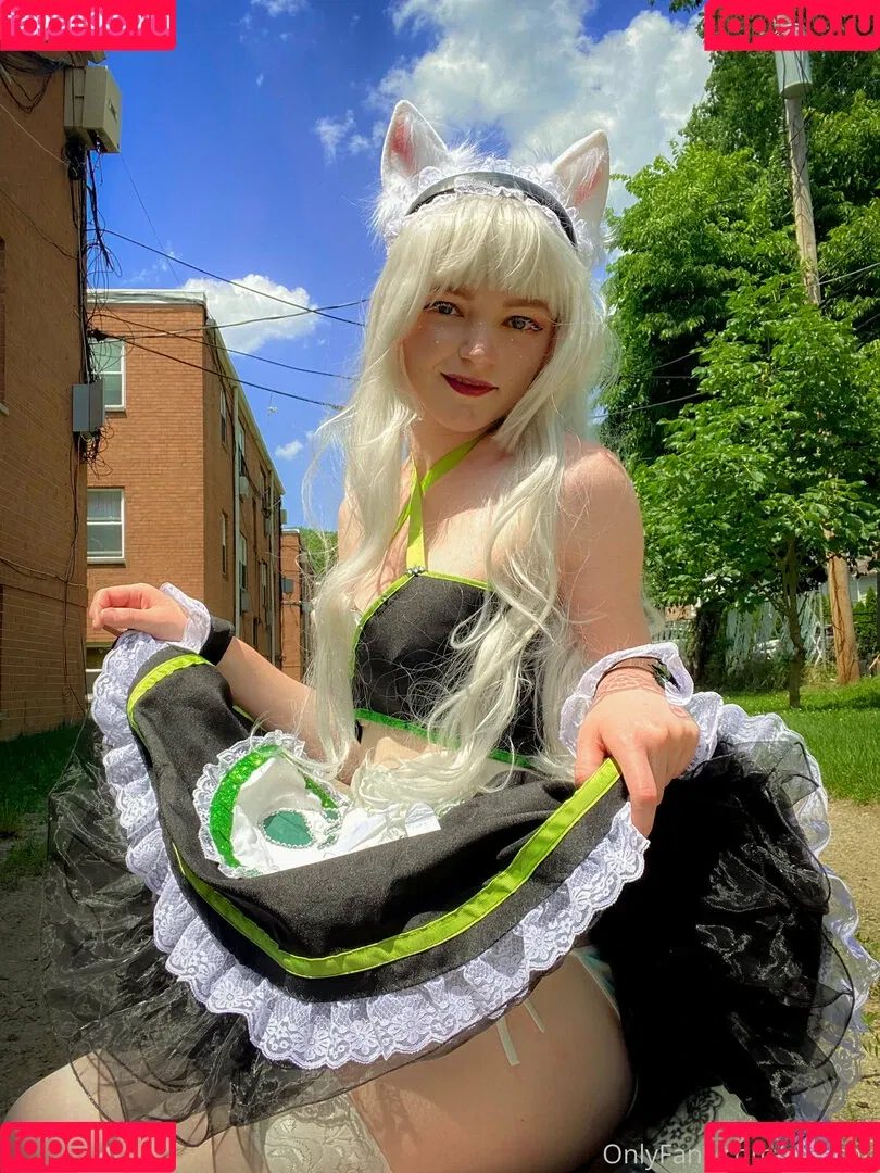 elle.chu Onlyfans Photo Gallery 