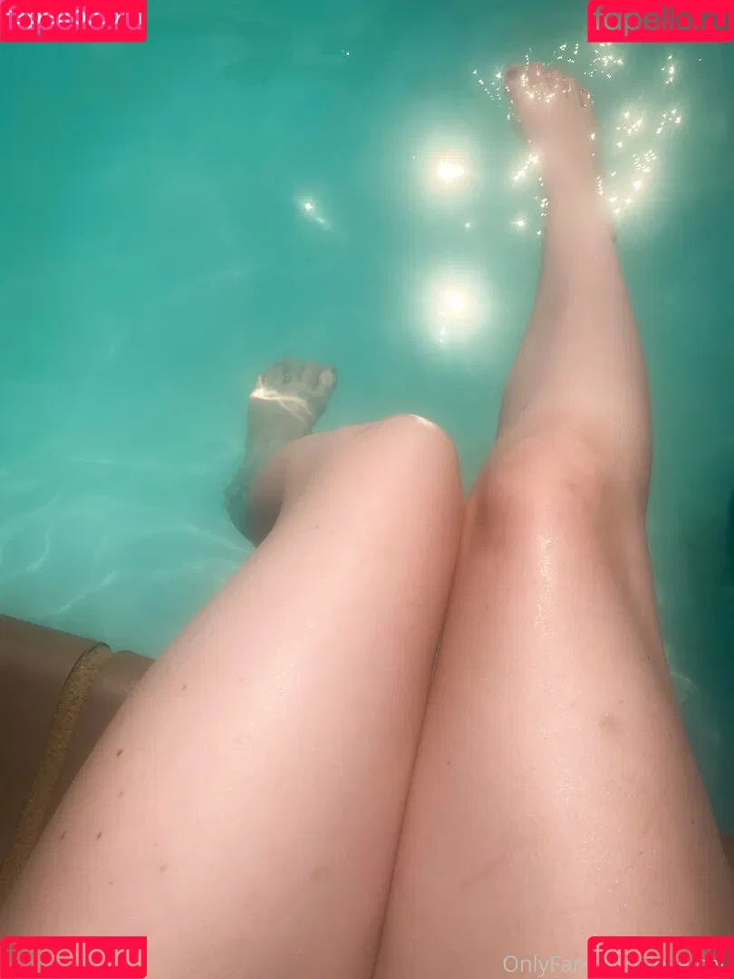elle.chu Onlyfans Photo Gallery 