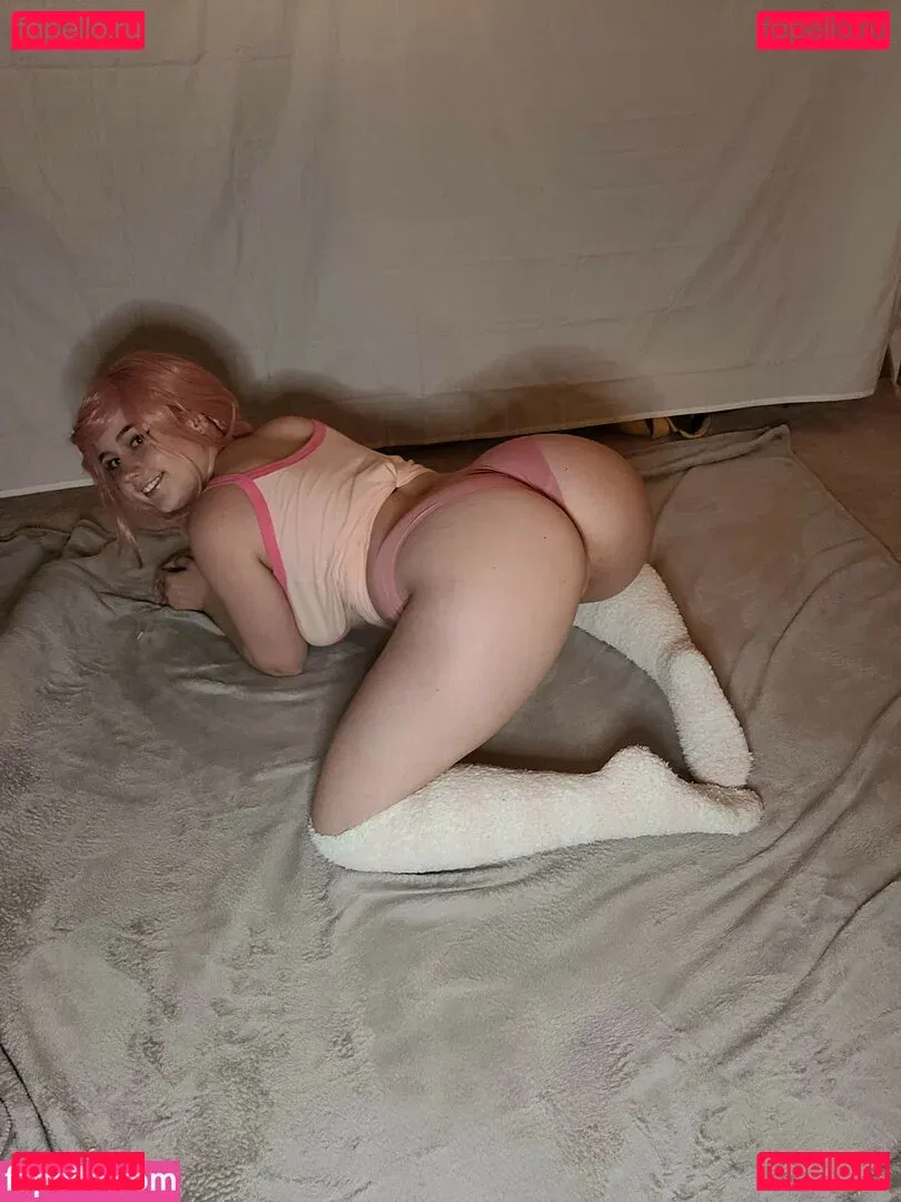 MidnightVulpi Onlyfans Photo Gallery 