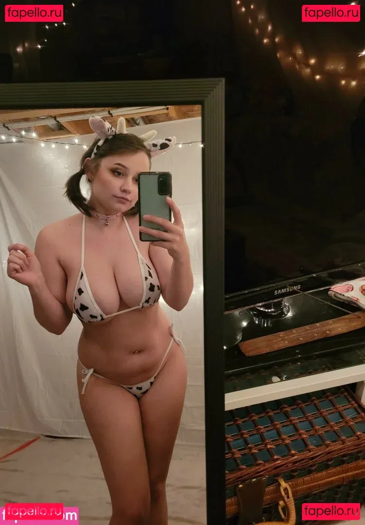 MidnightVulpi Onlyfans Photo Gallery 