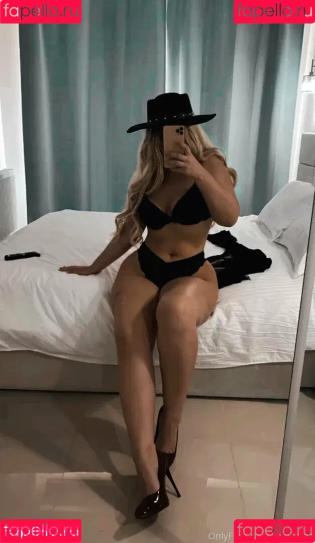 evacraig Onlyfans Photo Gallery 