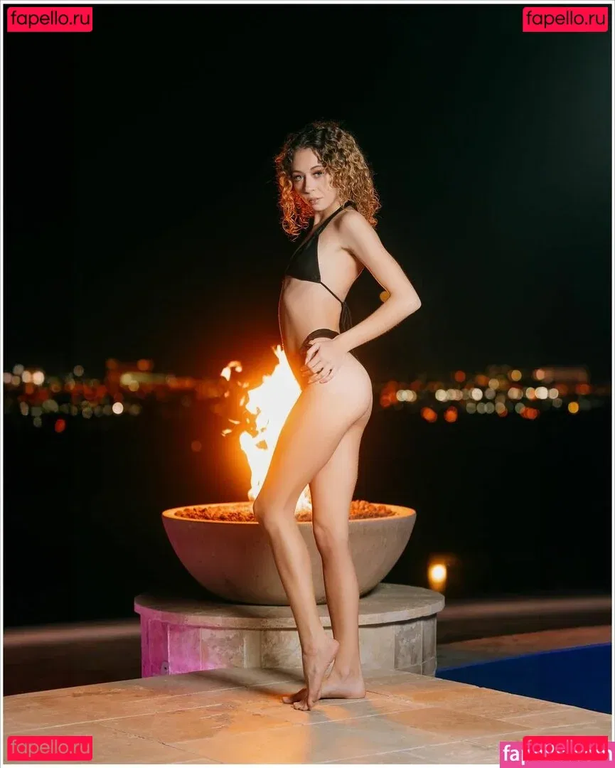 Allie Addison Onlyfans Photo Gallery 