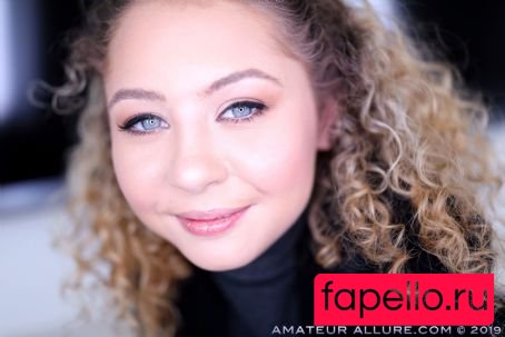 Allie Addison Onlyfans Photo Gallery 