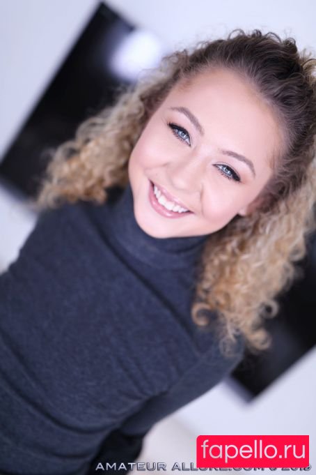 Allie Addison Onlyfans Photo Gallery 