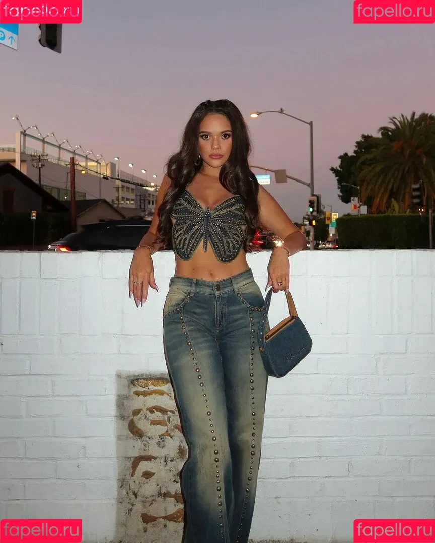 Madison Pettis Onlyfans Photo Gallery 