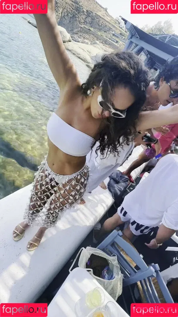 Madison Pettis Onlyfans Photo Gallery 