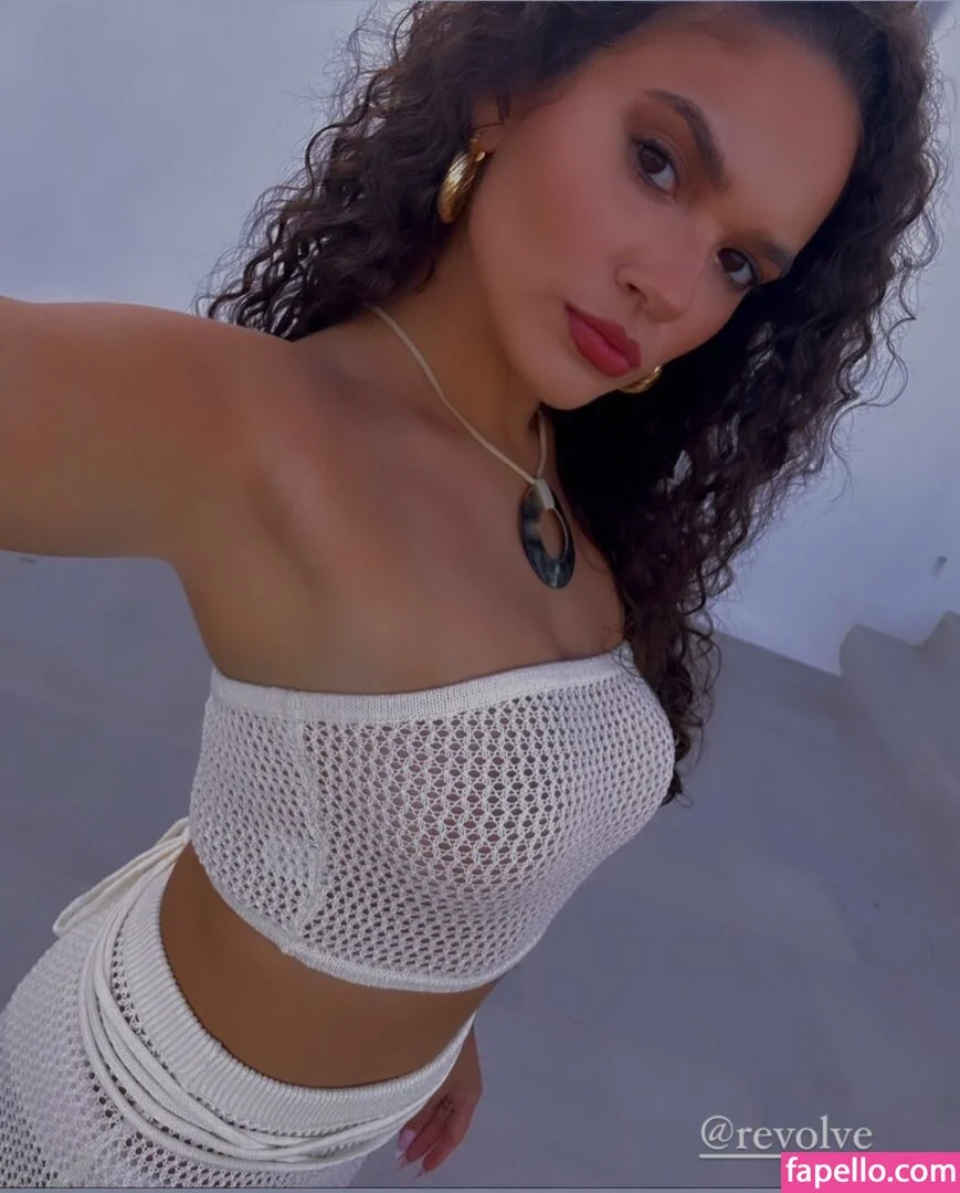 Madison Pettis Onlyfans Photo Gallery 