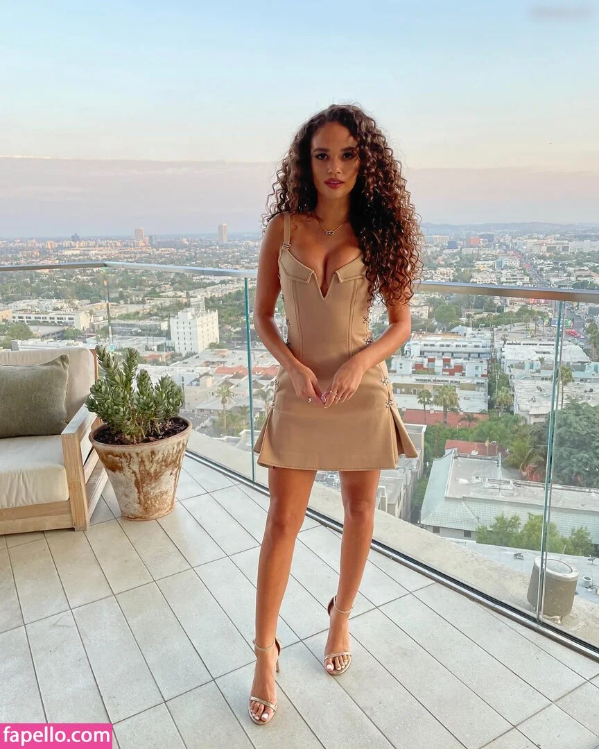 Madison Pettis Onlyfans Photo Gallery 