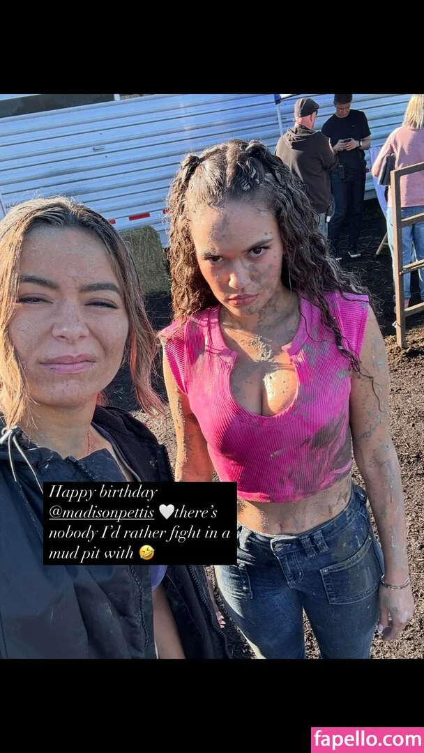 Madison Pettis Onlyfans Photo Gallery 