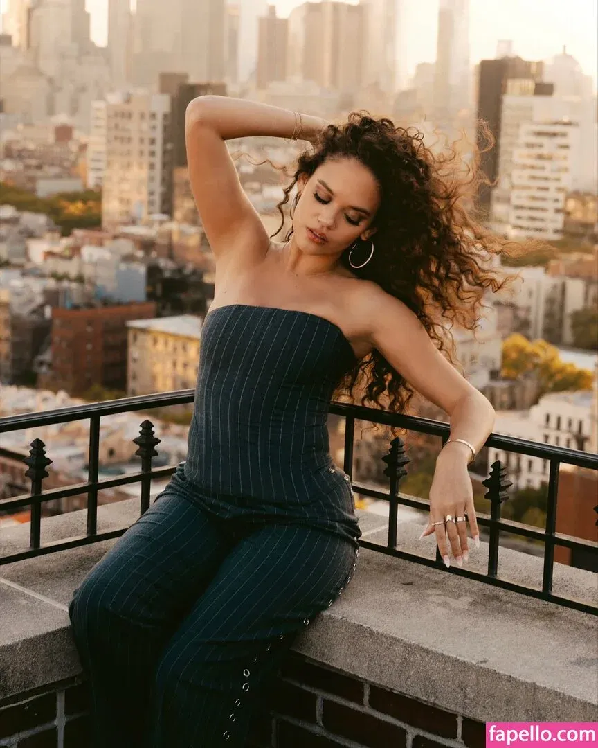 Madison Pettis Onlyfans Photo Gallery 
