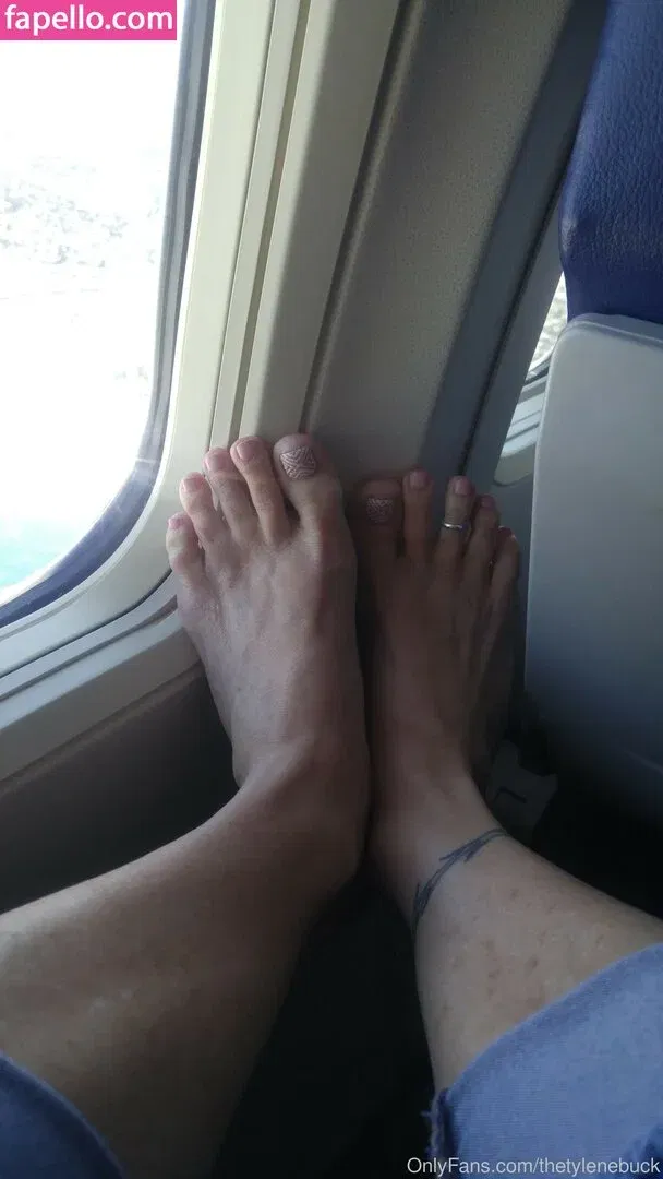 Tylene Buck Onlyfans Photo Gallery 