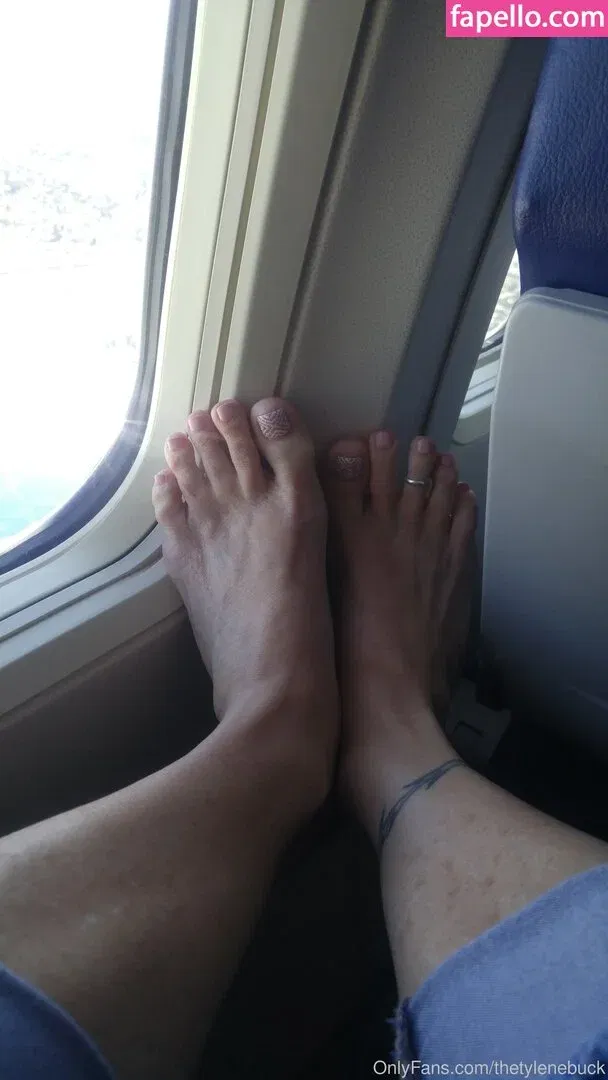 Tylene Buck Onlyfans Photo Gallery 