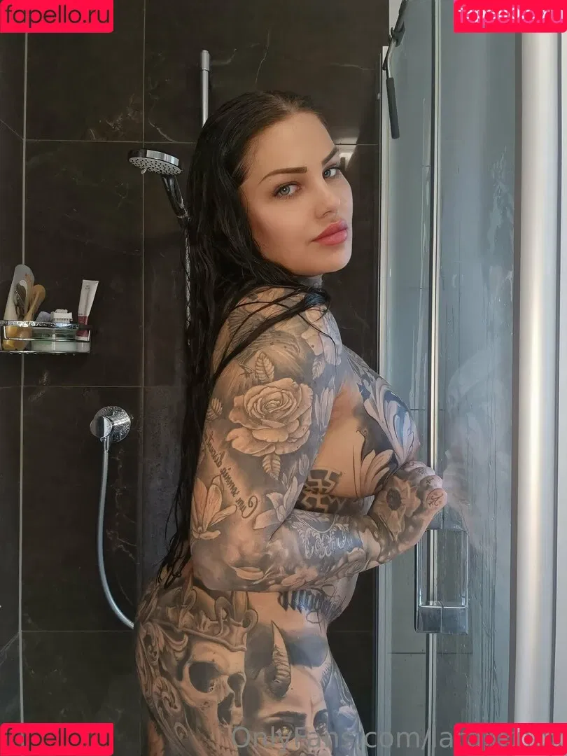 mary.vip Onlyfans Photo Gallery 