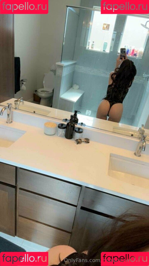 Mari Grace Onlyfans Photo Gallery 