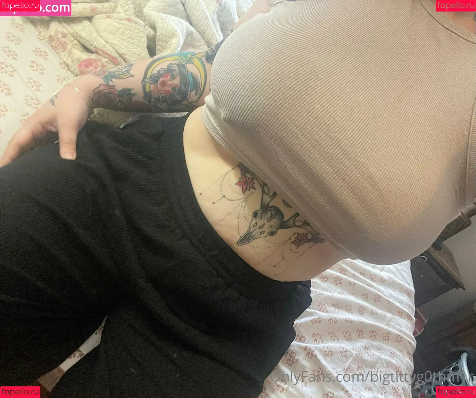 bigtittyg0thm1r Onlyfans Photo Gallery 