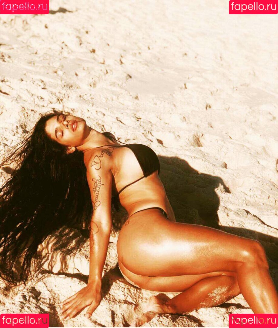 Linda De Morrer Onlyfans Photo Gallery 