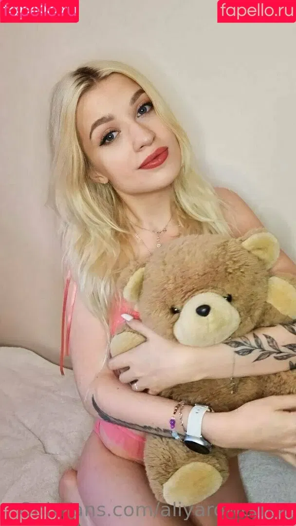 aliyarowefree Onlyfans Photo Gallery 
