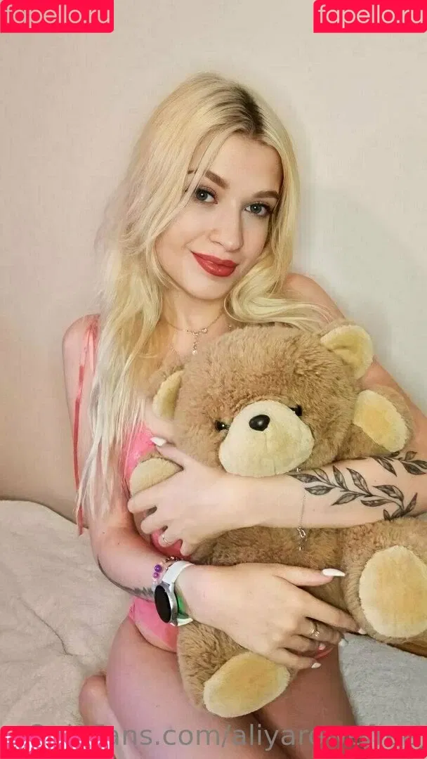 aliyarowefree Onlyfans Photo Gallery 