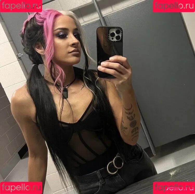 Dakota Kai Onlyfans Photo Gallery 