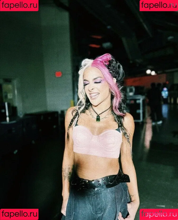 Dakota Kai Onlyfans Photo Gallery 