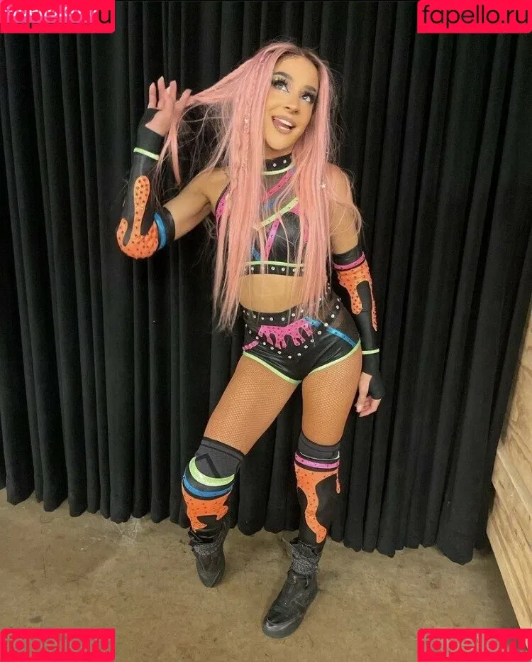 Dakota Kai Onlyfans Photo Gallery 