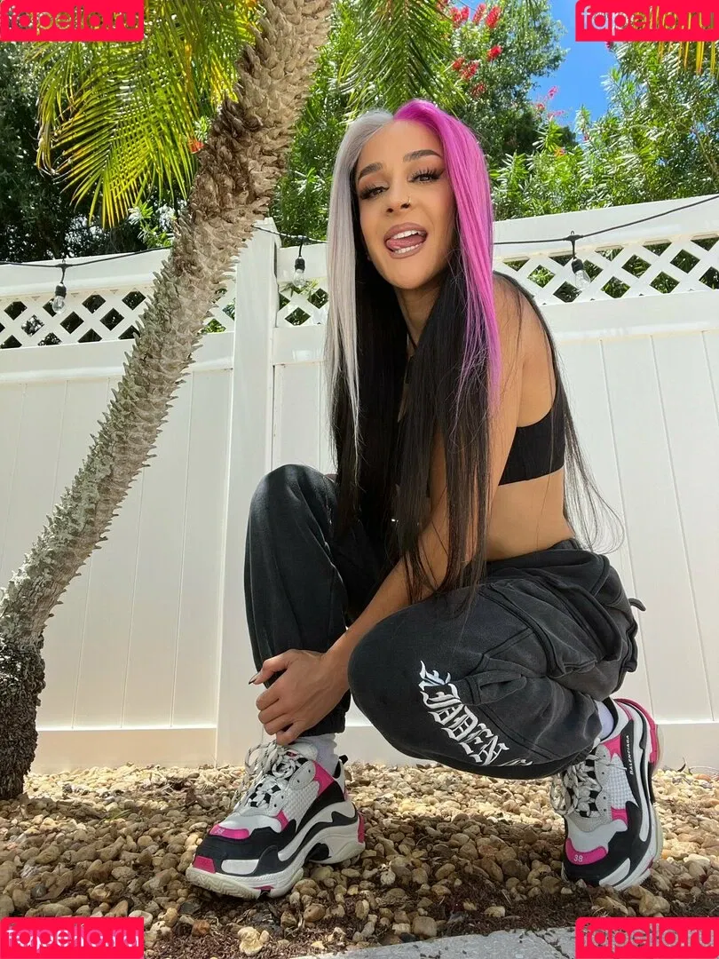 Dakota Kai Onlyfans Photo Gallery 