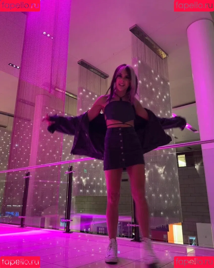 Dakota Kai Onlyfans Photo Gallery 