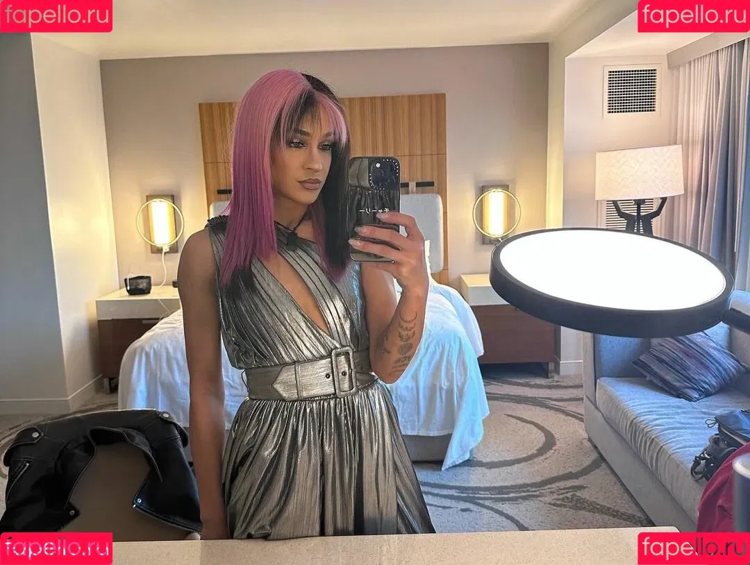 Dakota Kai Onlyfans Photo Gallery 
