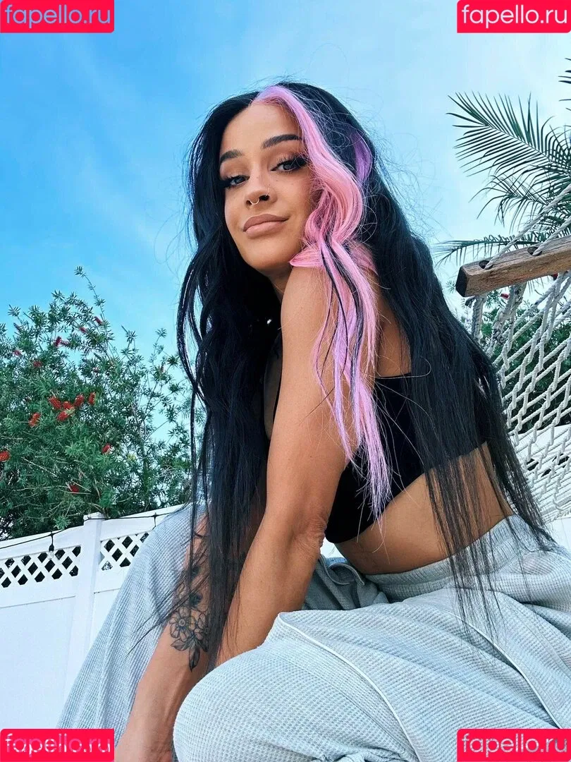 Dakota Kai Onlyfans Photo Gallery 