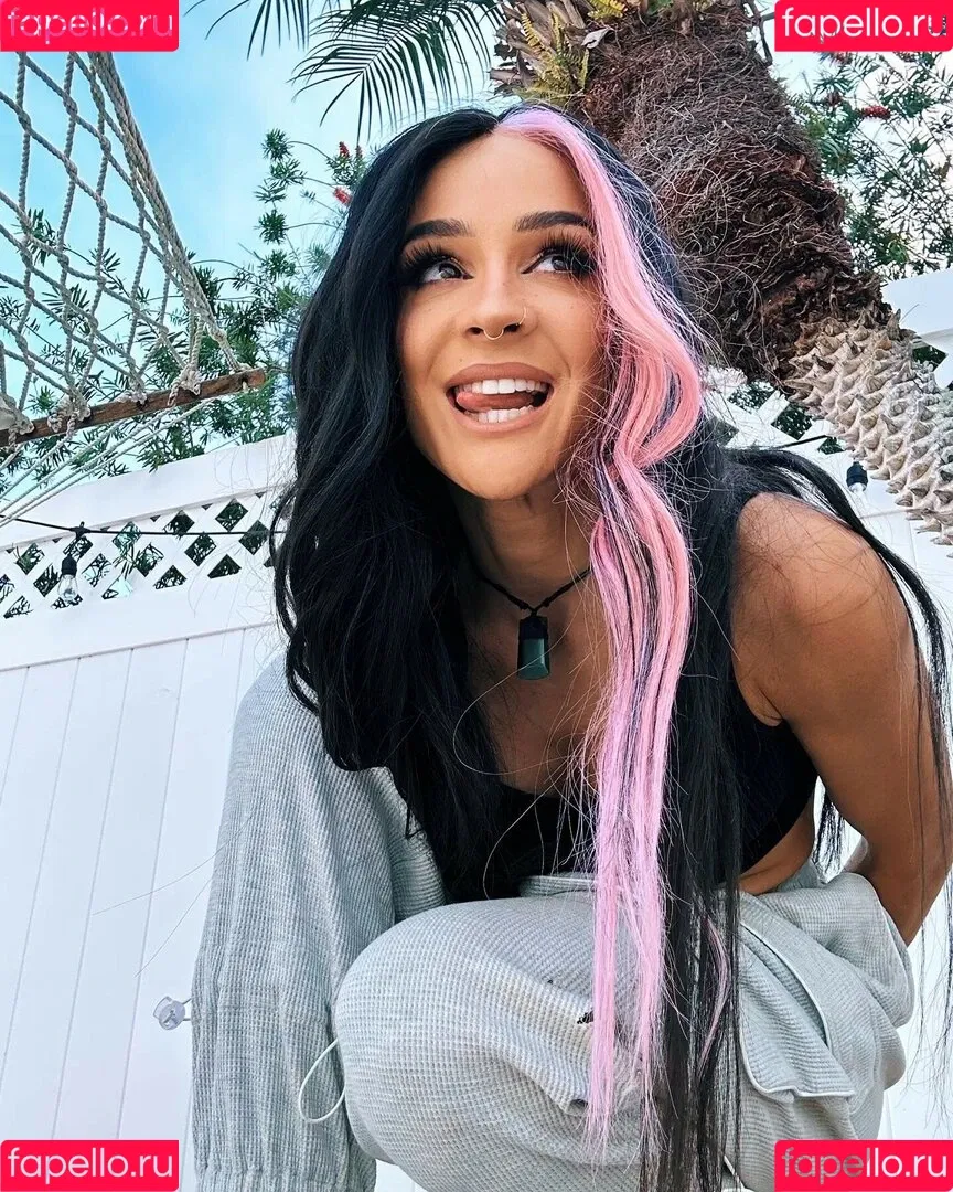 Dakota Kai Onlyfans Photo Gallery 