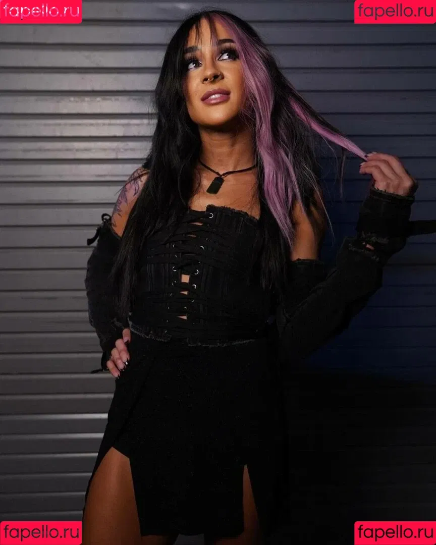 Dakota Kai Onlyfans Photo Gallery 