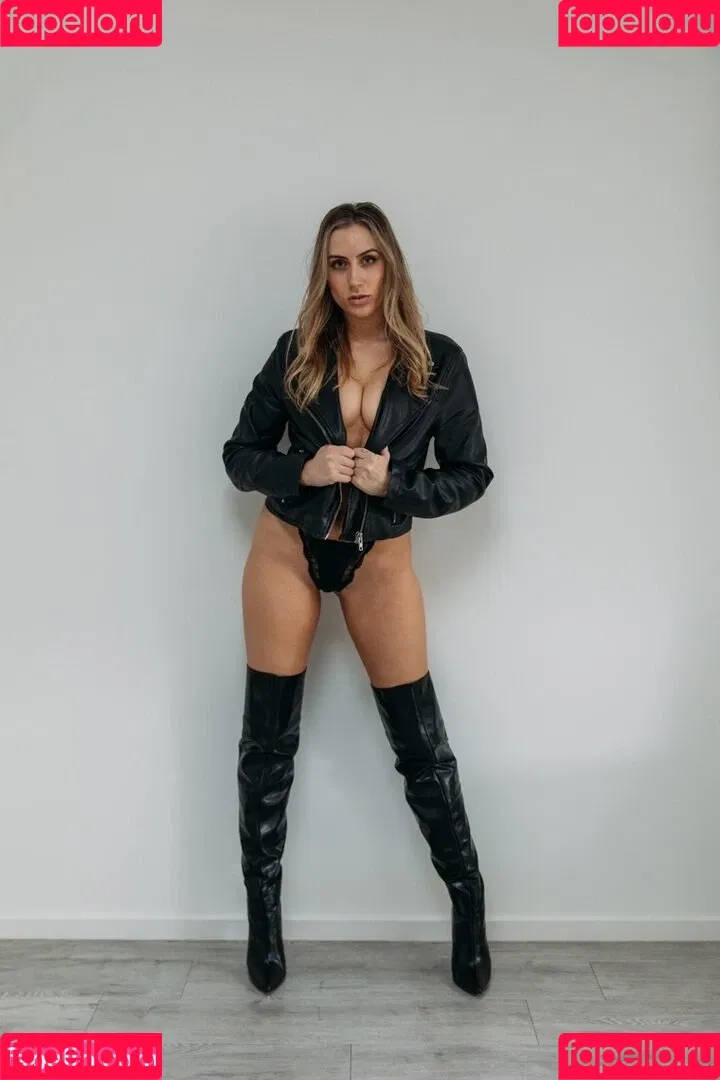 New Zealand Girls Onlyfans Photo Gallery 