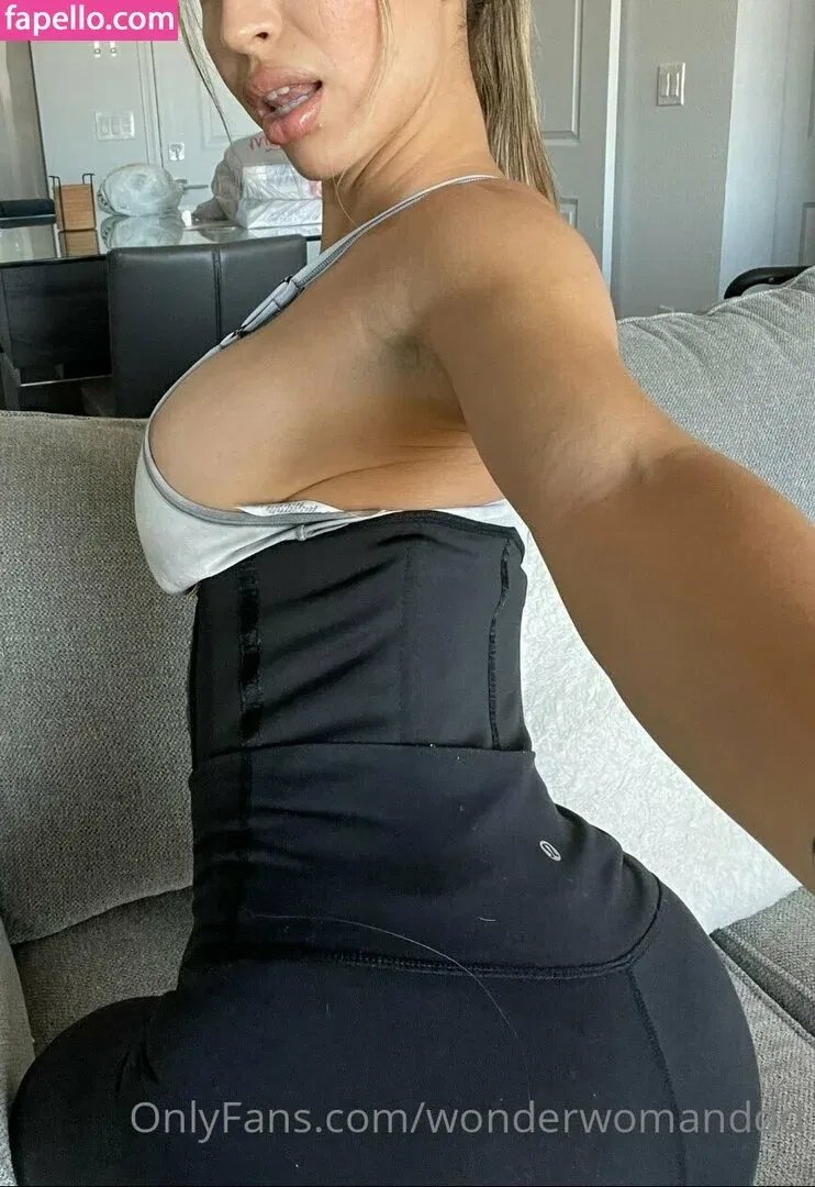 wonderwomanddd Onlyfans Photo Gallery 