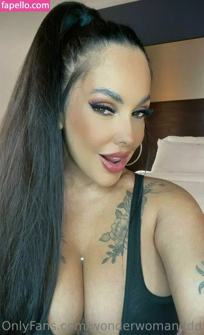 wonderwomanddd Onlyfans Photo Gallery 