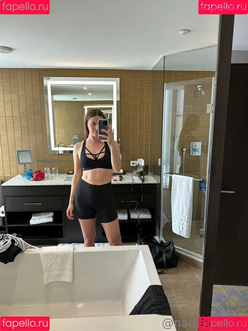 nadiafoxx69 Onlyfans Photo Gallery 