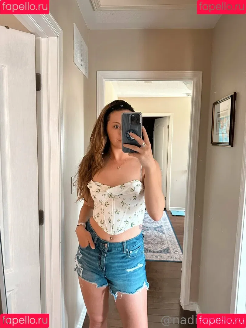 nadiafoxx69 Onlyfans Photo Gallery 