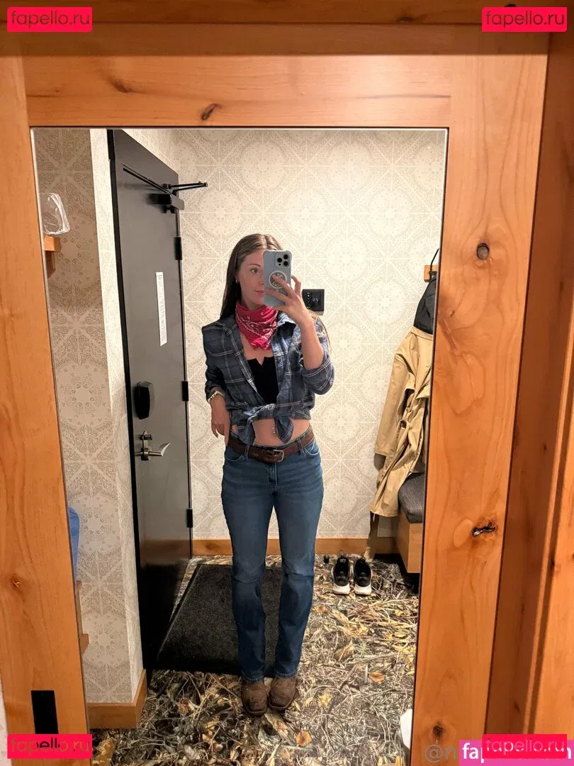 nadiafoxx69 Onlyfans Photo Gallery 