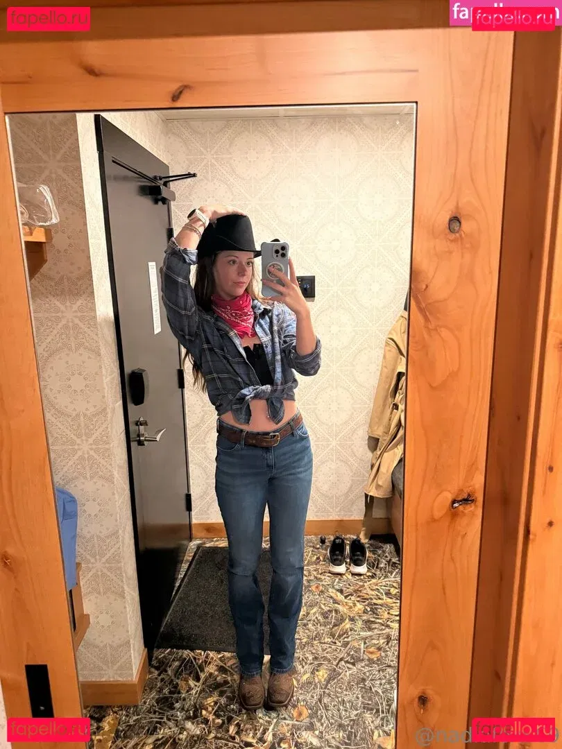 nadiafoxx69 Onlyfans Photo Gallery 