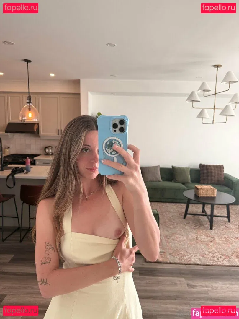 nadiafoxx69 Onlyfans Photo Gallery 