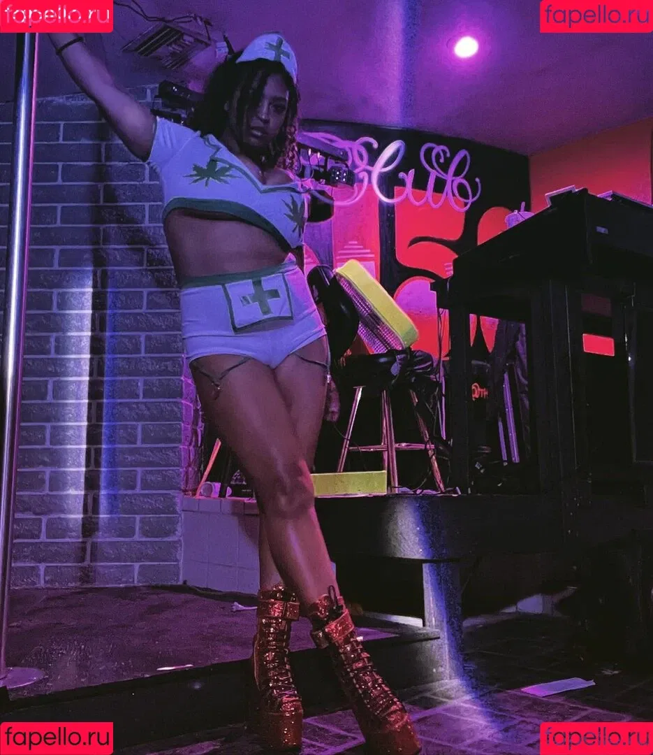 theProfessorGAIA Onlyfans Photo Gallery 