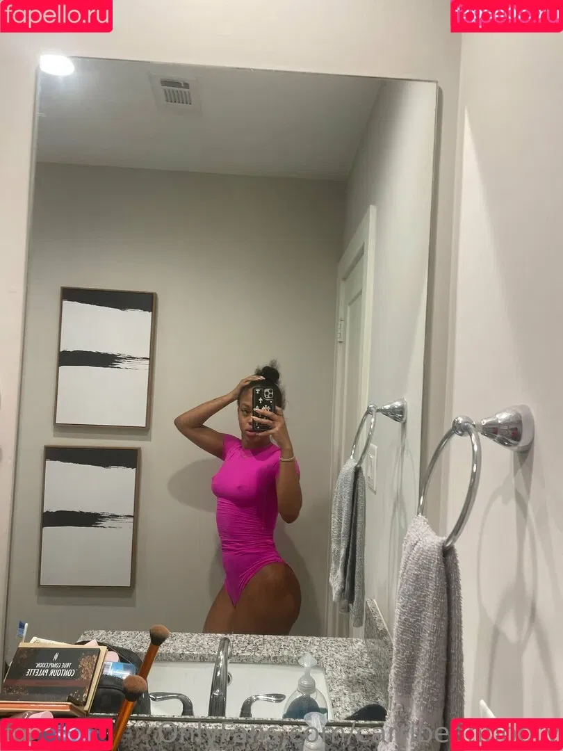 carribeanbooty Onlyfans Photo Gallery 